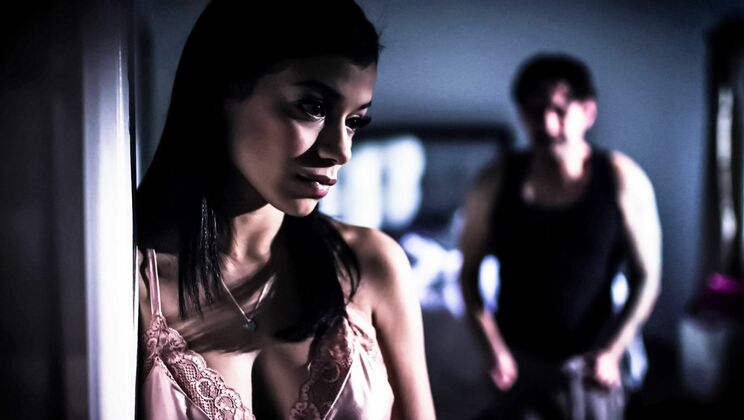 [PureTaboo] - Stepdad's Teen Temptation - Tommy Pistol - Savannah Sixx