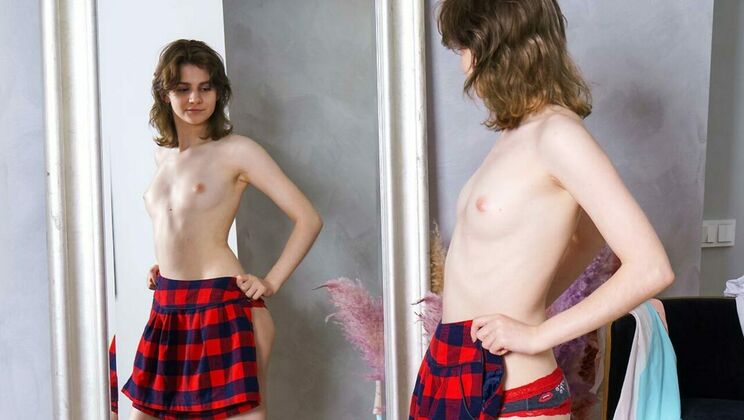 [ClubSweethearts] - Snowdrop's Shaved and Sweet