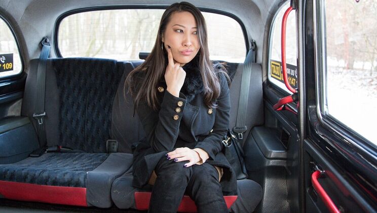 Asian French Chick Sucks and Fucks in Taxi