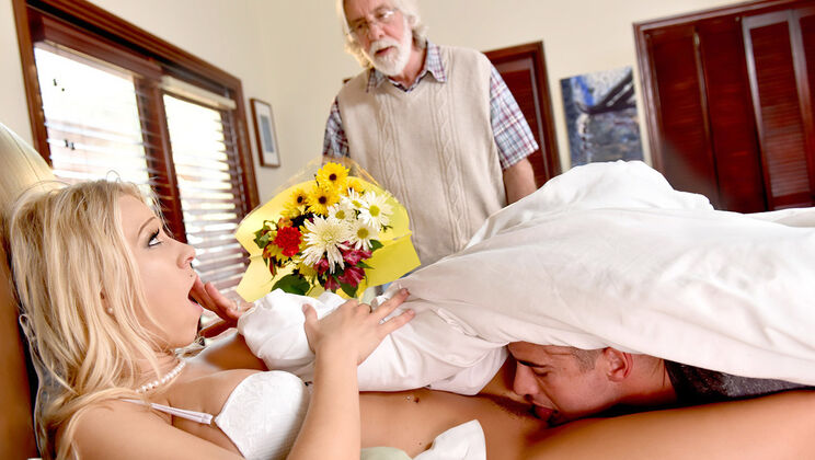 [FamilyStrokes] - Inside Stepmom's World - Nathan Bronson - Katie Morgan - Bud Lee