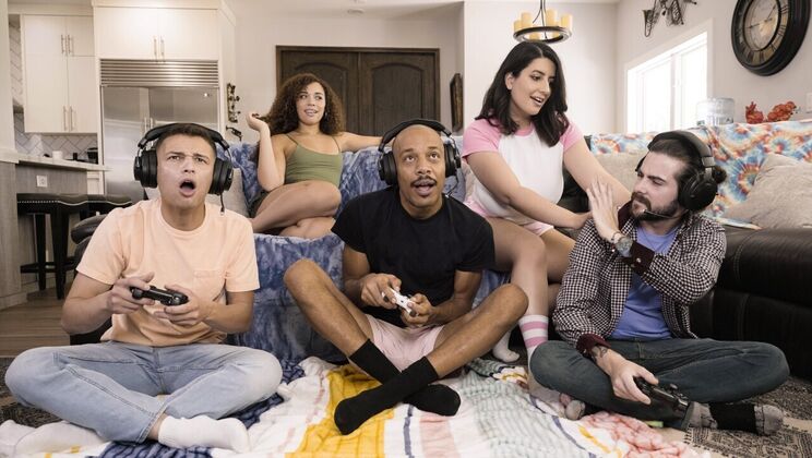 [HotGirlsGame] - Ride the Gamer Dick - Johnny Love - Willow Ryder - Dwayne Foxxx - Sarah Arabic