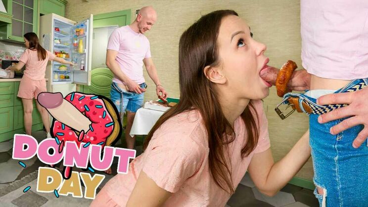 [ClubSweethearts] - Cumshot Cuties: A Hardcore Donut Day