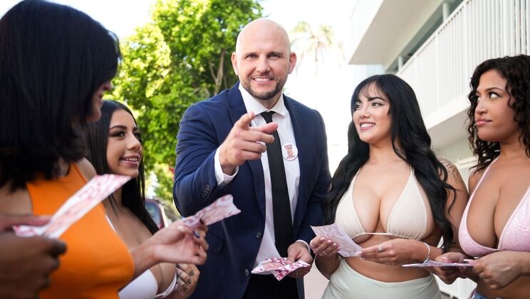 [Brazzers] - Nika Venom, Funsized Megan, and Melztube Join JMac for Mayor - jmac - Nika Venom - Funsized Megan - Melztube